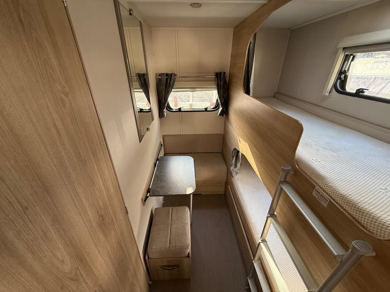 Elddis Avante 866 8ft wide, 6 berth, fixed bed 2019