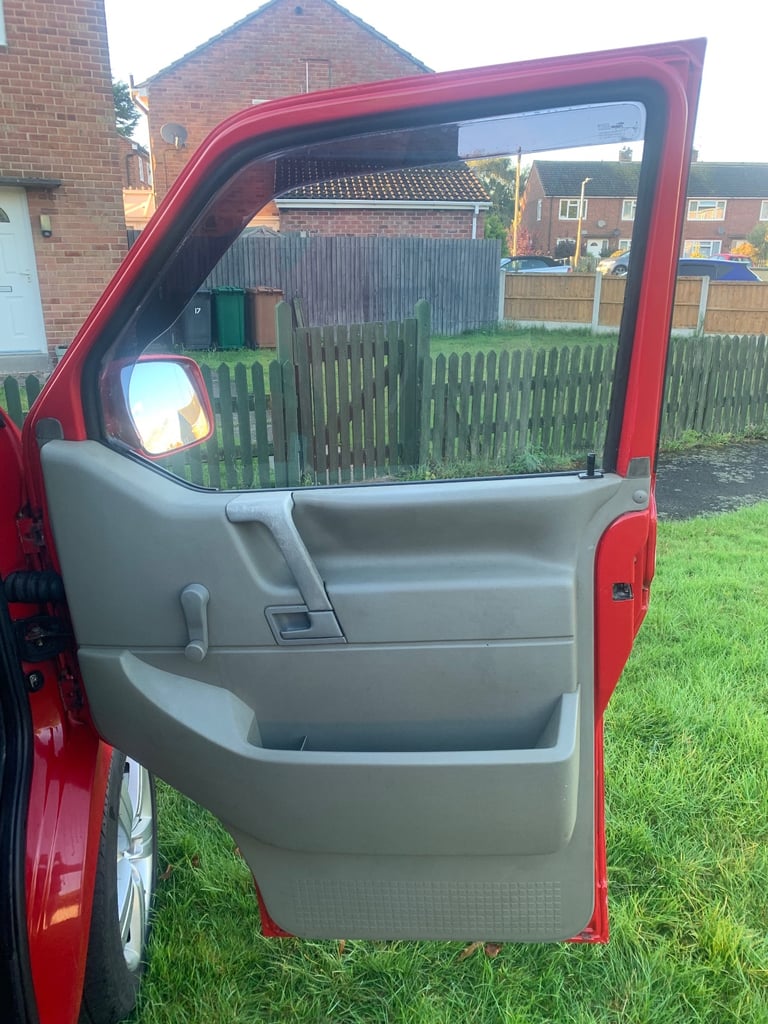 VW T4, 1.9TD, Camper Day Van, SWB - MOT August 2026