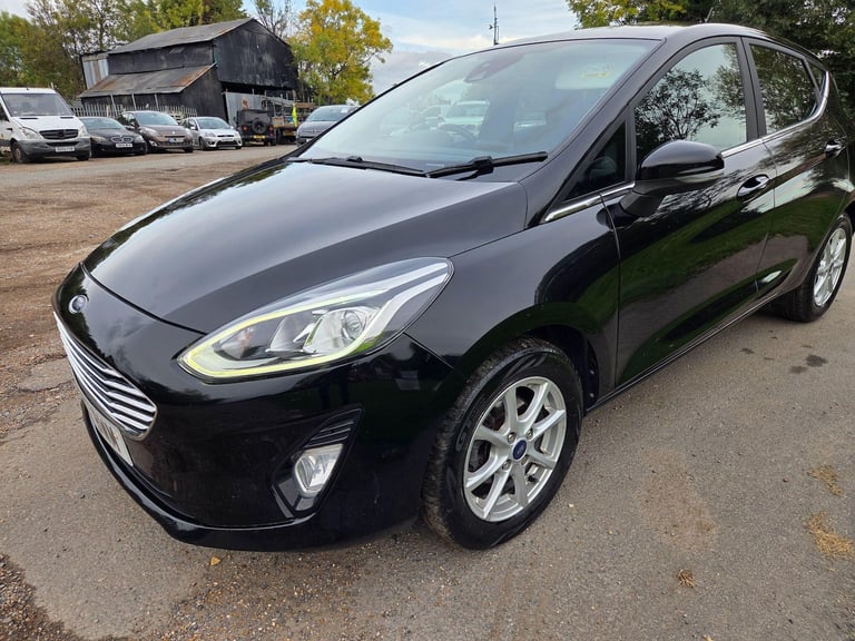 2017 Ford Fiesta 1.1 Ti-VCT Zetec Euro 6 (s/s) 5dr HATCHBACK Petrol Manual