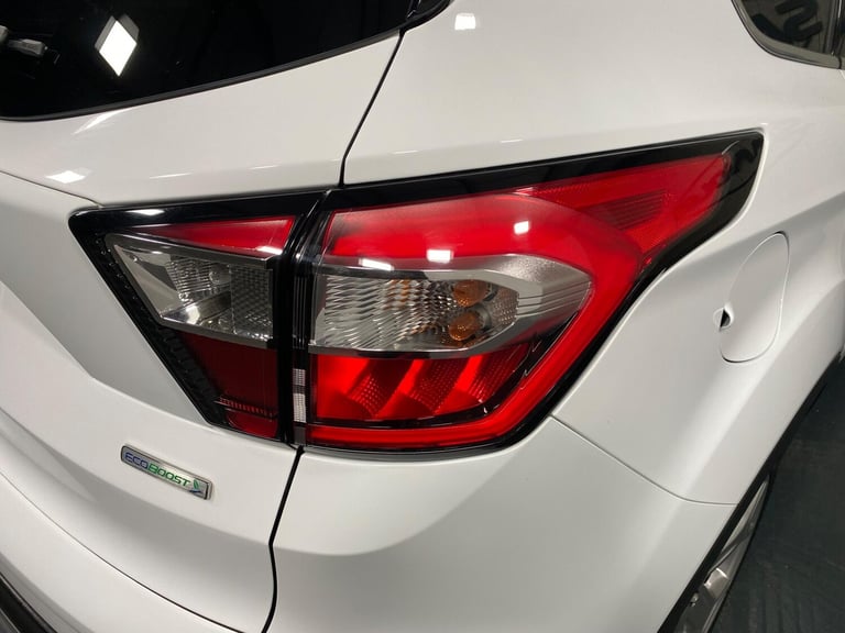 2018 Ford Kuga 1.5T EcoBoost Titanium X Euro 6 (s/s) 5dr HATCHBACK Petrol Manual