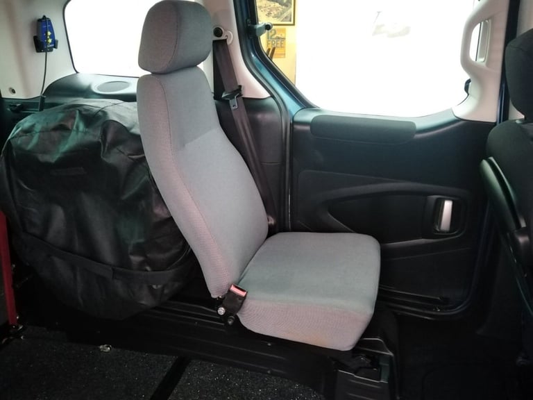 2016 Peugeot Partner 1.6 Wheelchair Adapted Vehicle1l 5d AUTO 100 BHP MPV Diesel Automatic