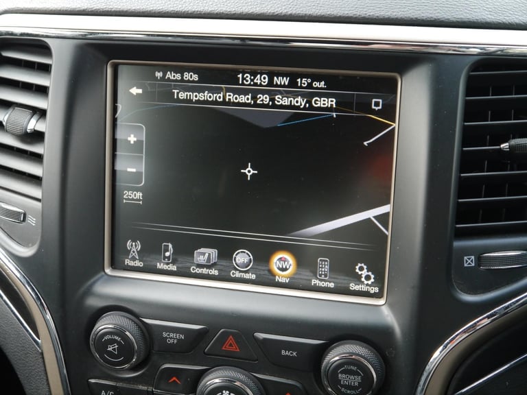 Jeep Grand Cherokee 3.0 V6 CRD Limited SUV 5dr Diesel Auto 4WD Euro 5 (247 bhp)
