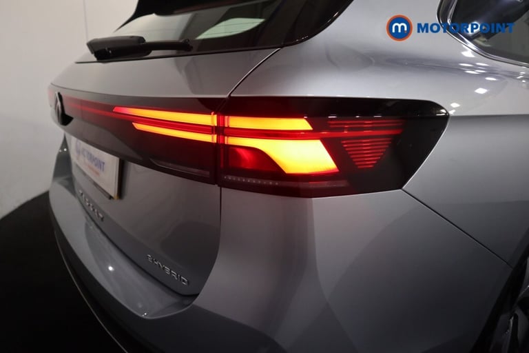 2025 Volkswagen Passat 1.5 TSI eHybrid Life 5dr DSG Estate Hybrid Automatic