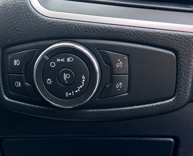 2015 Ford Galaxy 2.0 TDCi Zetec MPV 5dr Diesel Powershift Euro 6 (s/s) (150 ps)