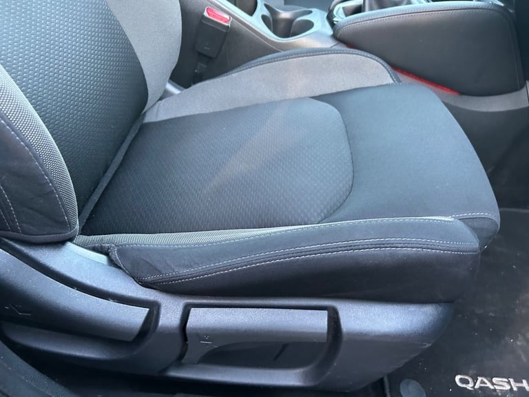 2019 Nissan Qashqai 1.3 DiG-T N-Connecta 5dr HATCHBACK PETROL Manual