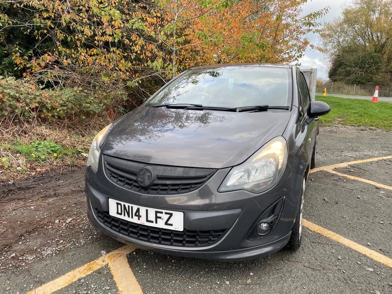 VAUXHALL CORSA 1.4 SRI 14 REG GREY 3 DOOR MOT MAY 3RD 2026 TAX £165 LOW INSURANCE 50+MPG