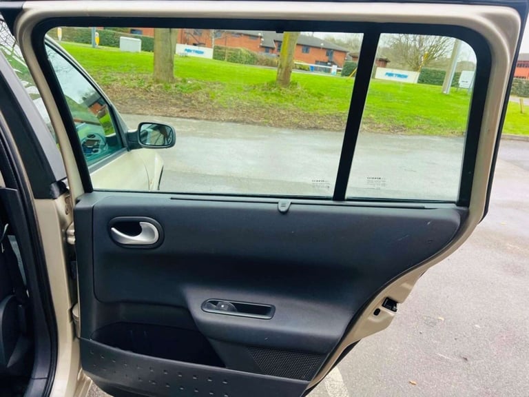 2008 Renault Megane 1.9 dCi FAP Dynamique S Estate 5dr Diesel Manual (154 g/km, 130 bhp) Estate D...