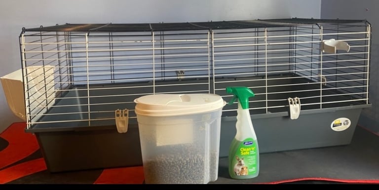 Large guinea pig/rabbit cage.