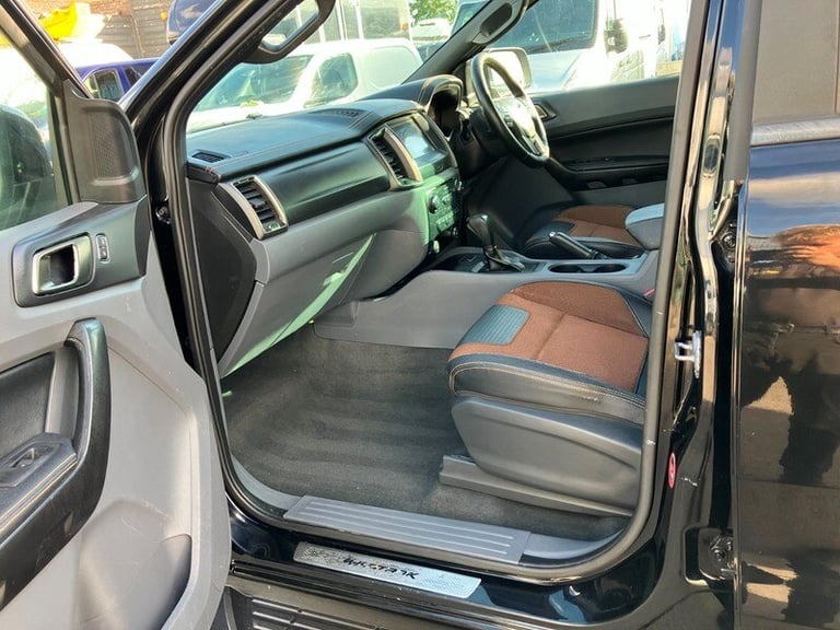 FORD RANGER 3.2L 200BHP 4X4 PICKUP AUTO GEARBOX WITH AIRCON SATNAV.