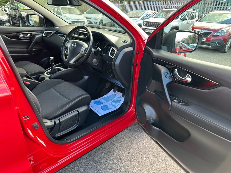 2016 Nissan Qashqai 1.5 dCi N-Tec+ 5dr HATCHBACK Diesel Manual