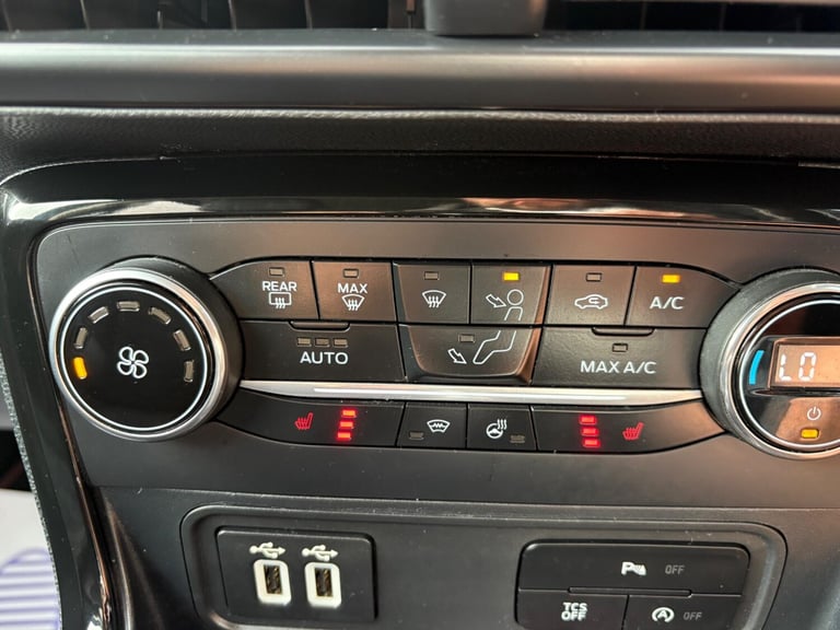 2018 Ford Ecosport 1.0T EcoBoost ST-Line Euro 6 (s/s) 5dr HATCHBACK Petrol Manual