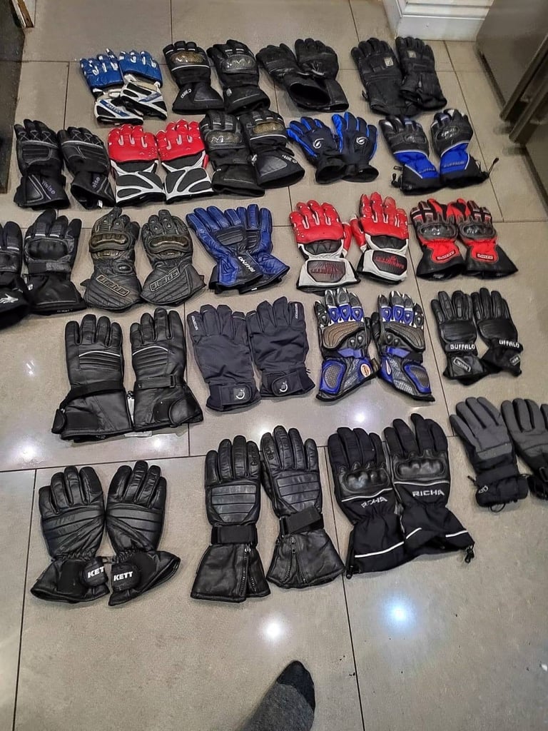 East London Motorcycle Clothing – ALL TYPES – SEE PHOTOS – EAST LONDON - 742