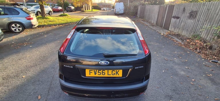 2006 Ford Focus 1.6 Zetec 5dr [Climate Pack] HATCHBACK PETROL Manual