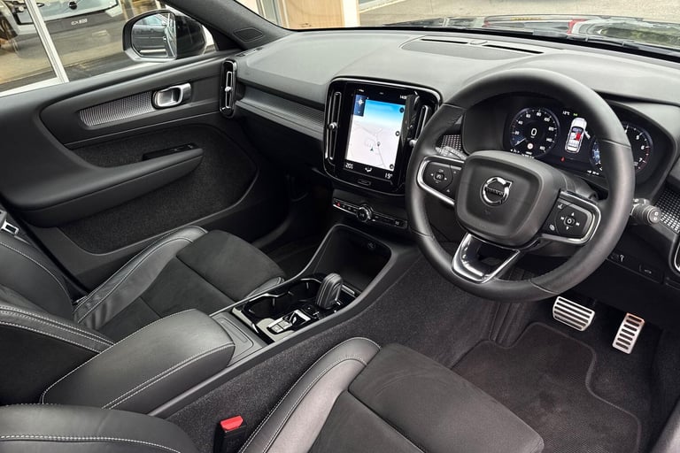 2021 Volvo XC40 1.5 T3 R-Design SUV 5dr Petrol Auto Euro 6 (s/s) (163 ps) ESTATE Petrol Automatic