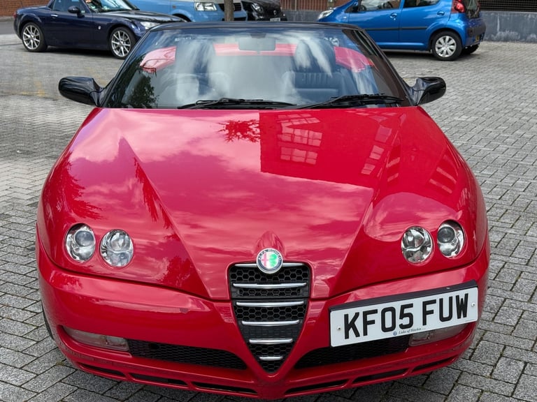 2005 Alfa Romeo Spider 2.0 JTS Lusso 2dr CONVERTIBLE Petrol Manual