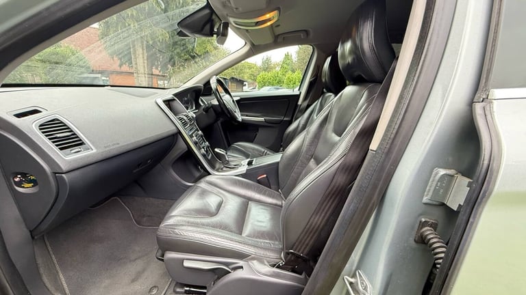 2014 Volvo XC60 D5 [215] SE Lux Nav 5dr AWD Geartronic ESTATE Diesel Automatic