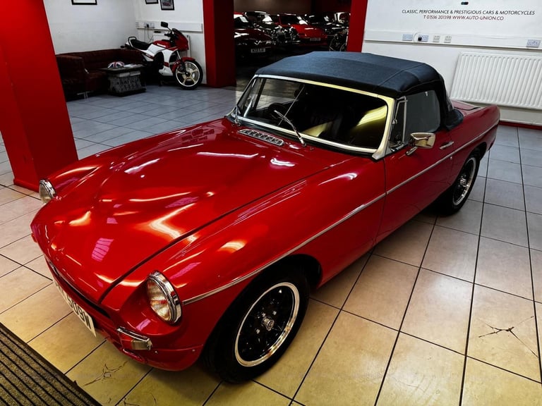 1981 MG MGB V8 CONVERTIBLE SEBRING REP Petrol Manual