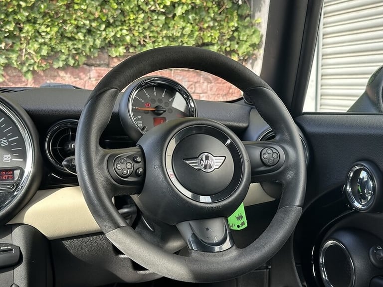 2011 MINI Hatch John Cooper Works Hatchback Petrol Manual