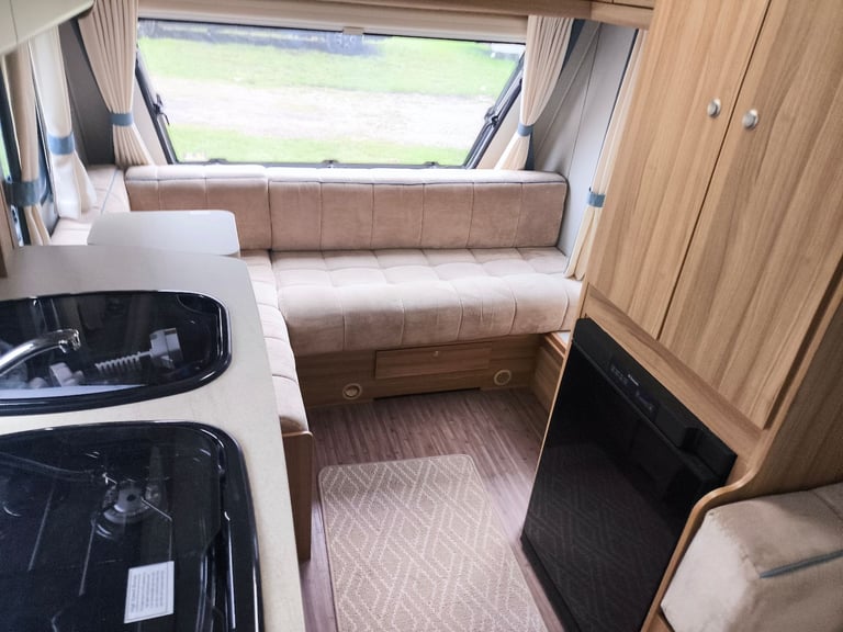 2014 Elddis Xplore 304 – 4 Berth Lightweight Compact Caravan