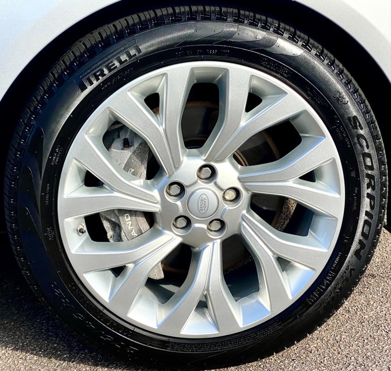 2019 Land Rover Range Rover 3.0 P400 MHEV Vogue SE Auto 4WD Euro 6 (s/s) 5dr ESTATE Petrol Automatic