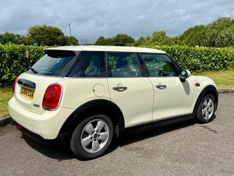 2016/66 MINI COOPER 5DR F55 1.5 HATCH WHITE FSH TURBO F56 5 DOOR £20 CHEAP TAX