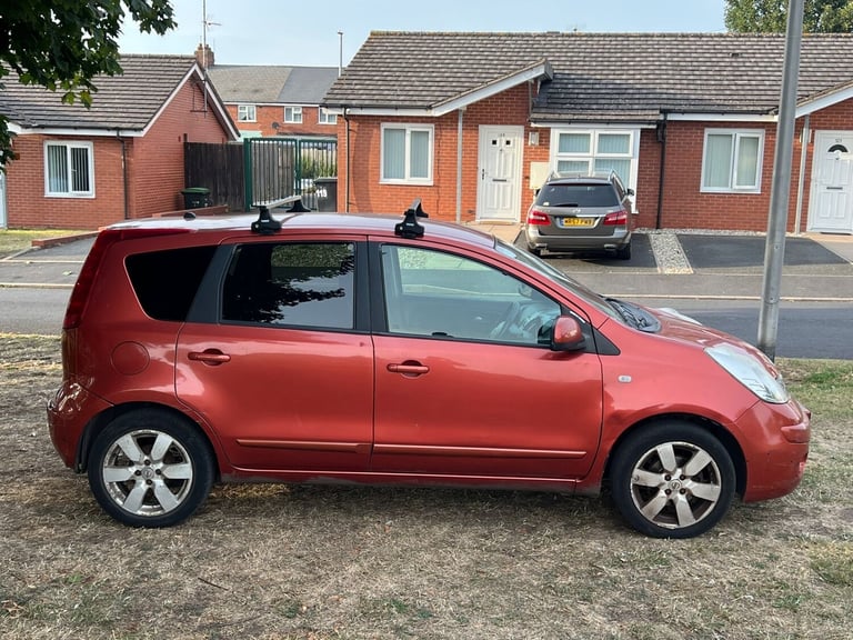 2008 Nissan Note 1.6 Tekna 5dr Auto MPV Petrol Automatic