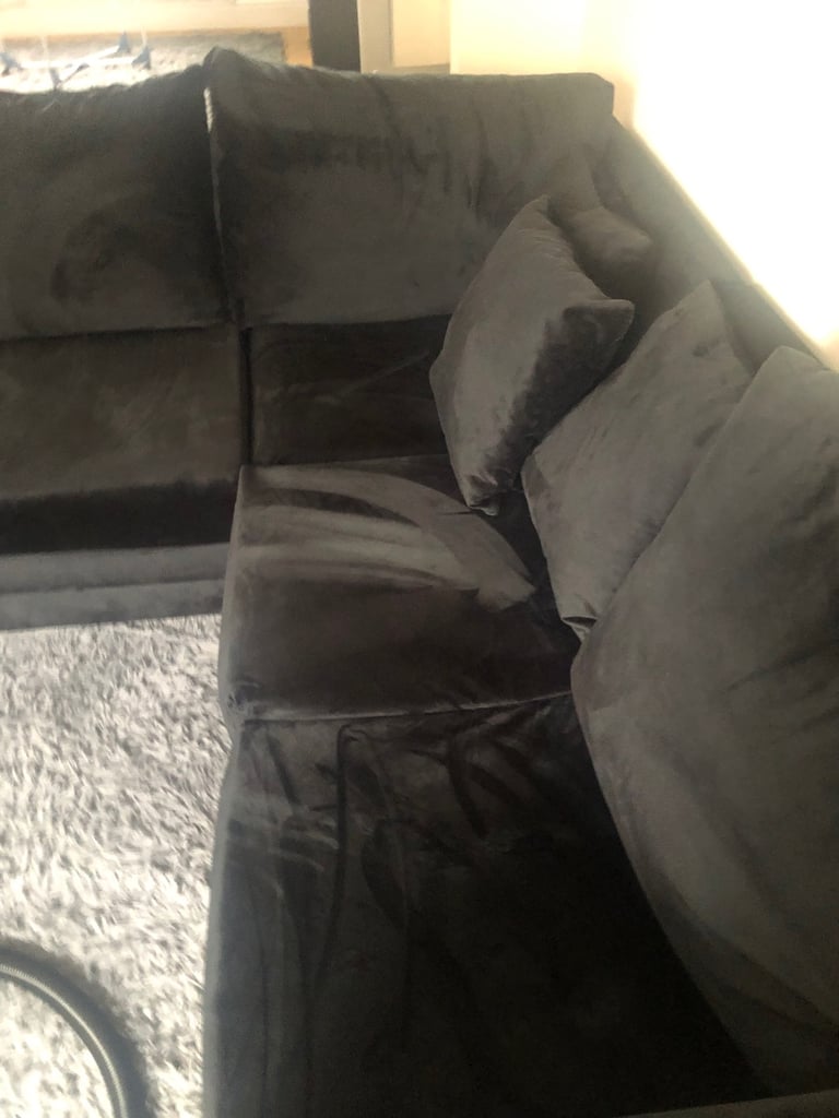 Black Verona corner sofa