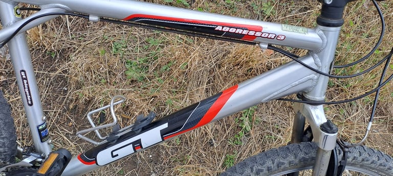GT Aggressor 3 aluminium frame bike 