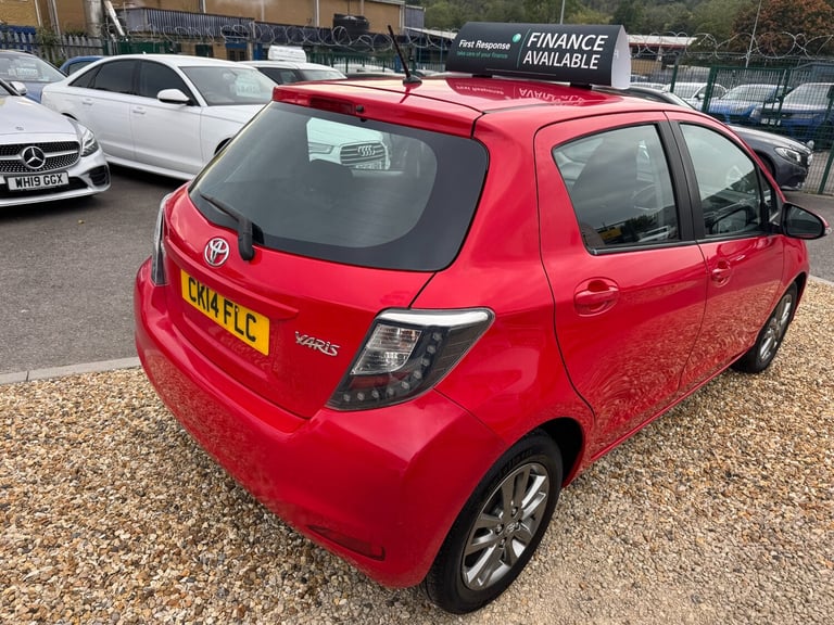 2014 Toyota Yaris 1.33 VVT-i Icon+ 5dr HATCHBACK Petrol Manual
