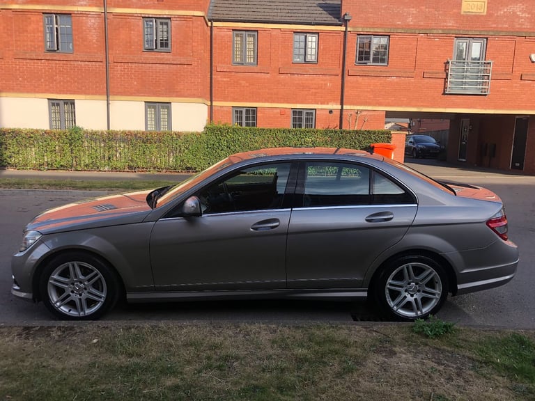 Mercedes-Benz C Class AUTOMATIC C200 CDi Sport (08). Only 54k miles. 11 x FSH. Elderly owners. Mint!