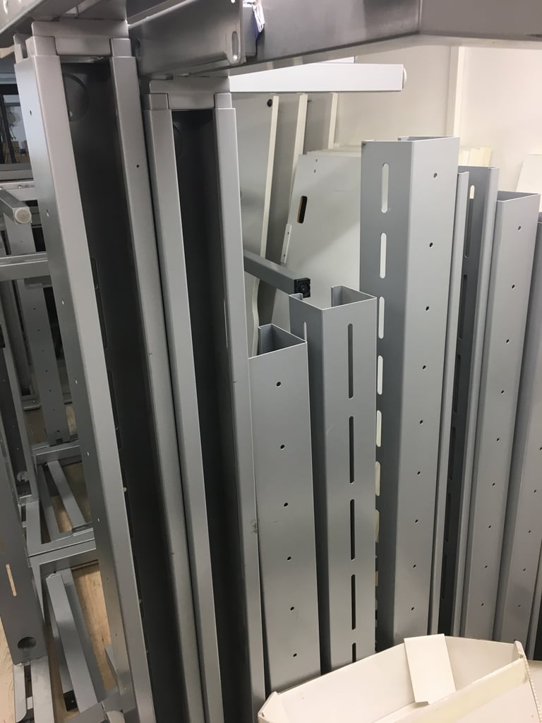 ***£10*** each 2 PCS Metal Frame Table White top Office Desk 