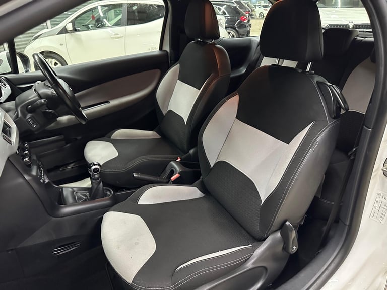 2015 Citroen DS3 1.2 PureTech Dsign 3dr HATCHBACK Petrol Manual