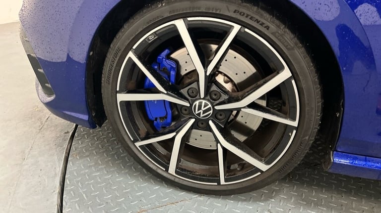 2023 Volkswagen Golf 2.0 TSI 320 R 4Motion 5dr DSG Hatchback Petrol Automatic