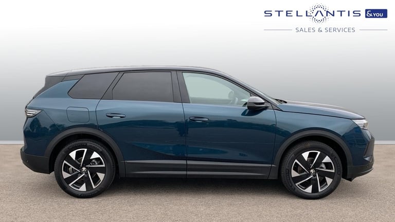 2025 Vauxhall Grandland 1.2 MHEV Ultimate SUV 5dr Petrol Hybrid e-DCT Euro 6 (s/s) (136 ps) SUV H...