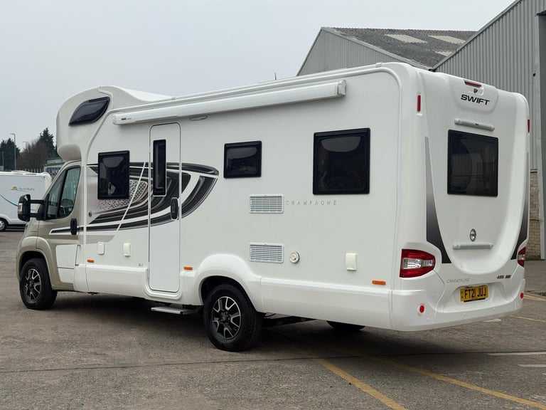 2021 Fiat SWIFT CHAMPAGNE 486 6 BERTH MOTORHOME WITH 6 SEATBELTS