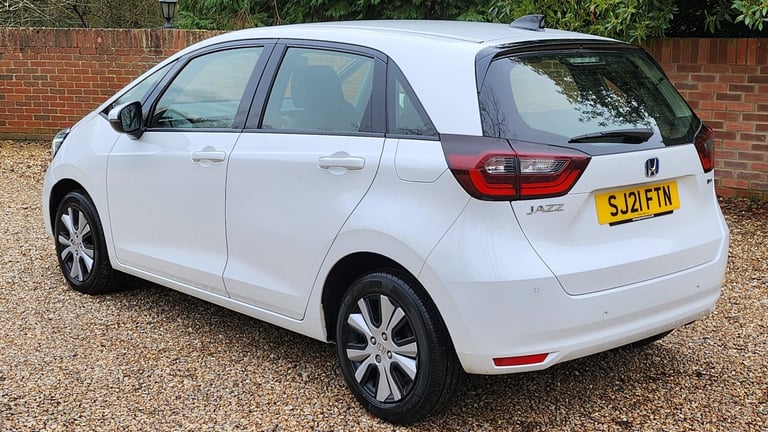 2021 (21) Honda Jazz 1.5h i-MMD SR. Fantastic Economy, Amazing Condition