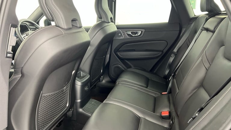 2024 Volvo XC60 2.0 T8 455 PHEV Ultra Black Ed 5dr AWD Geartronic ESTATE PETROL/ELECTRIC Automatic