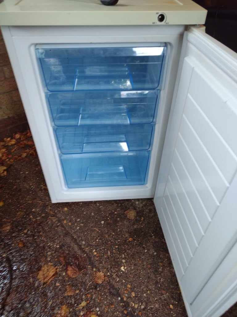 image for Freezer under worktop size good condition good working order possible delivery local 
