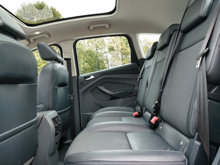 1.6 TDCi Titanium X 5dr *10 SERVICES+PAN ROOF+HTD LTHR+CRUISE+£35 TAX*
