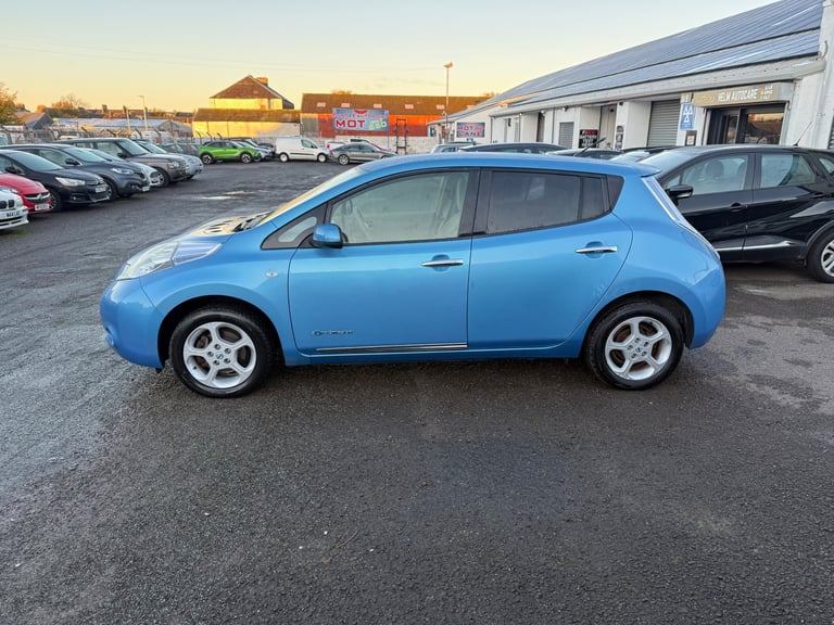 2012 Nissan Leaf Automatic £20 Tax ONLY 51k FSH NEW BRAKES THRES NEW MOT WARRANTY