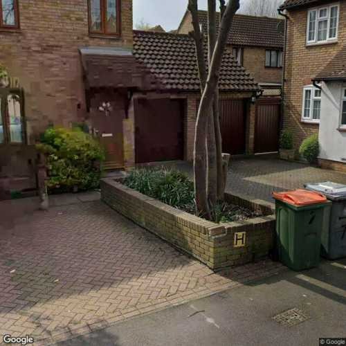 Parking Space available to rent in London (E16)