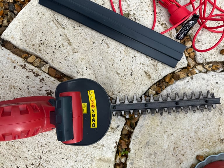 sovereign 400w hedge trimmer 