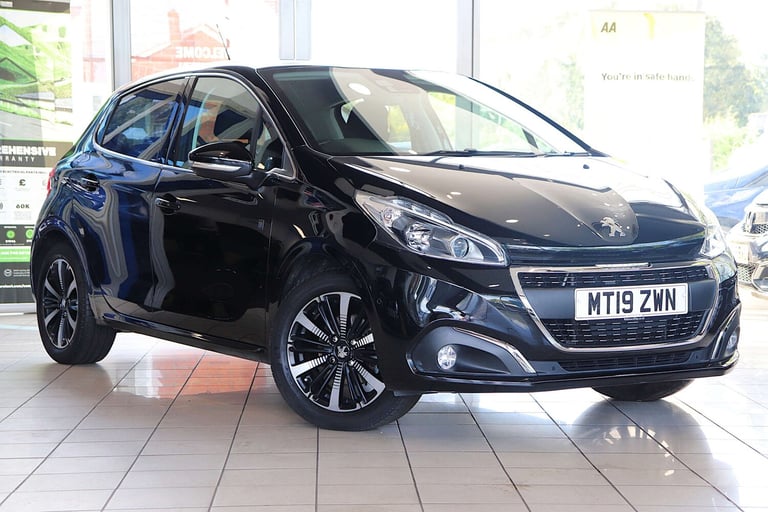 image for 2019 Peugeot 208 1.2 PureTech 82 Tech Edition 5dr [Start Stop] HATCHBACK PETROL Manual