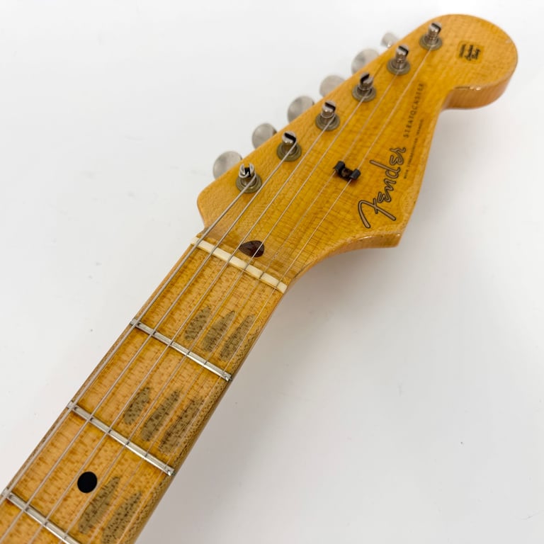 2015 Fender Custom Shop Limited Edition ‘55 Stratocaster Relic – Dirty White Blonde