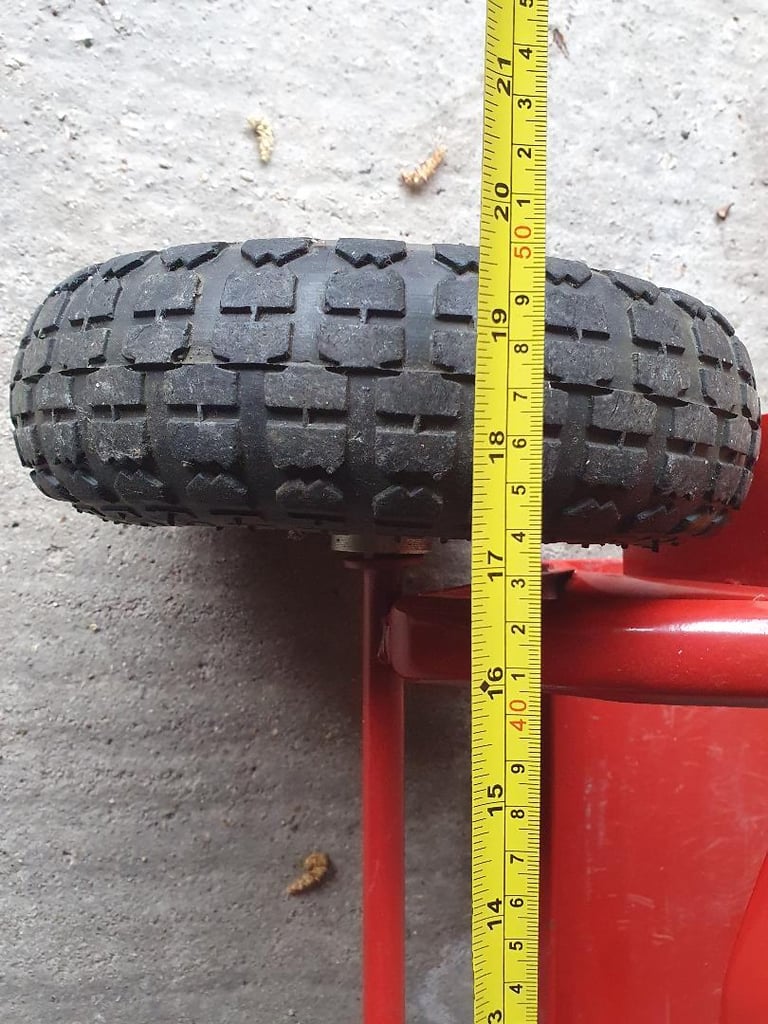 Steel weight lifting pushcart/ Truck - Rubber Wheels - 250kg Capacity NEW.