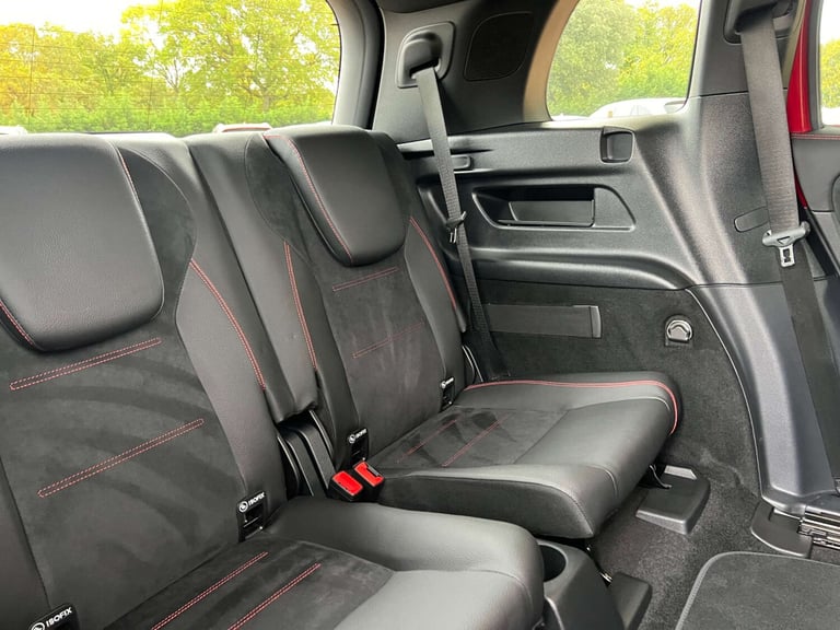 2024 Mercedes-Benz GLB 1.3 GLB 200 AMG Line Executive MHEV A 5dr SUV Hybrid Automatic