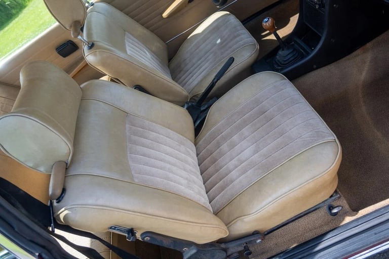 2021 BMW 2002 2 dr  Petrol Manual