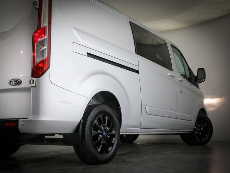 2022 Ford Transit Custom 2.0 320 EcoBlue Limited Crew Van Double Cab 5dr Diesel Manual L2 H1 Euro...