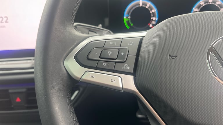 2025 Volkswagen Touran 1.5 TSI eHybrid Match 5dr DSG6 Estate Estate Hybrid Automatic
