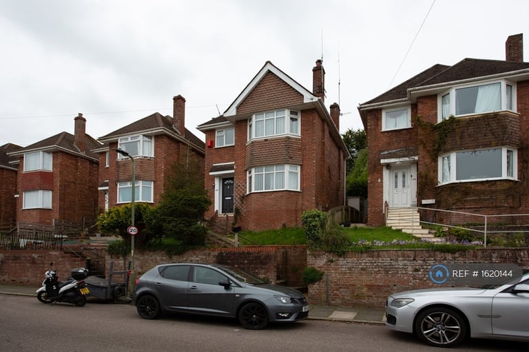 image for 3 bedroom house in Cowick Hill, Exeter, EX2 (3 bed) (#1620144)